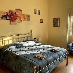 Homestay Casa Caldara, Milan